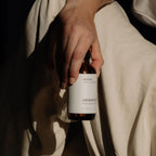 Santal Aroma Essential Oil Blend: Luxury Hotel Inspired Aromatherapy with Amber, Vanilla, Cedar & Sandalwood for Ultrasonic Diffusers & Nebulizers - 4 Fl Oz, 120 Ml