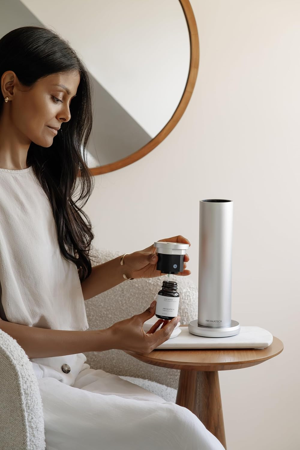 New Aromini BT plus Scent Diffuser W/Bluetooth – Cold-Air Diffusion Scent Machine for Home, Office, Hotel, Spa – Nebulizing Diffusion System for Essential Oil Blends (Gold)