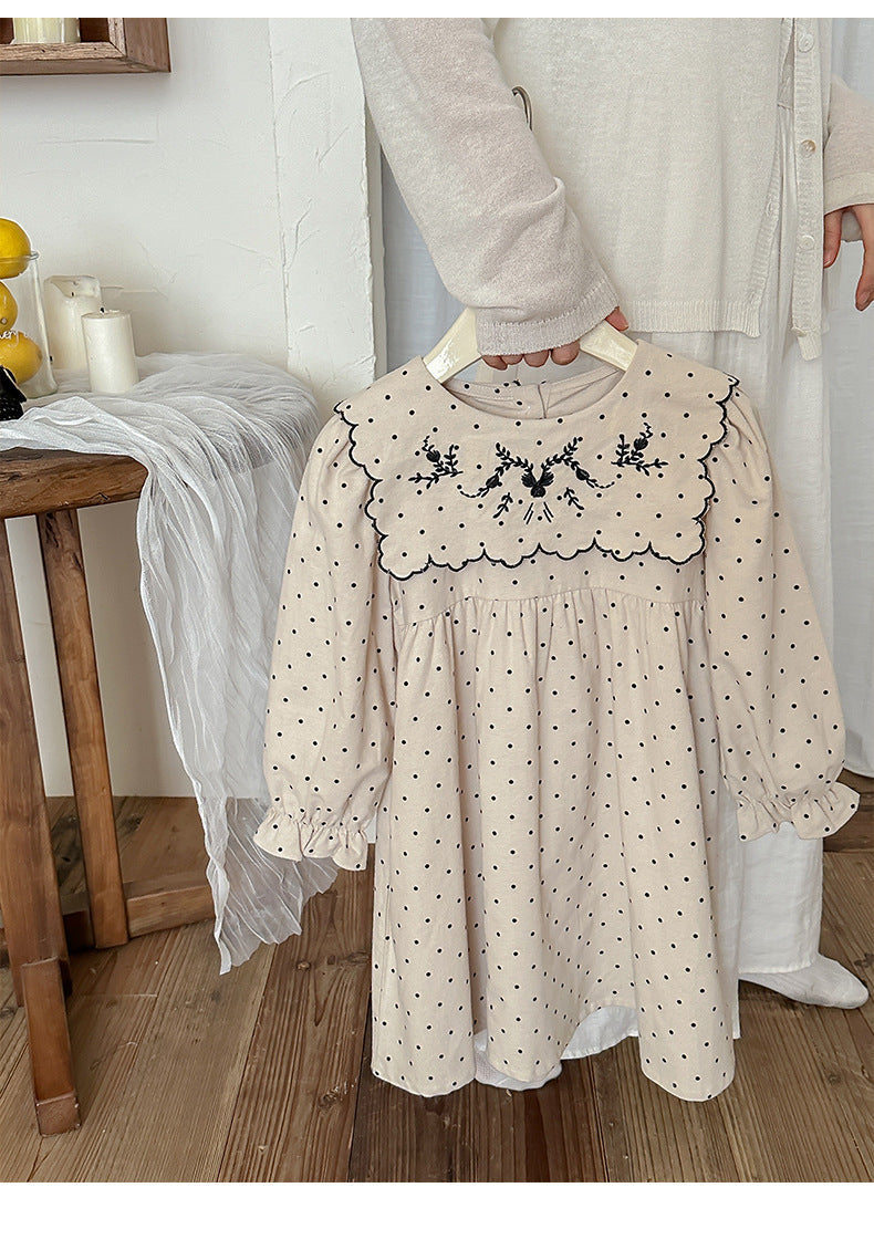 Arrival Autumn Girls Vintage Crew Neck Long Sleeves Dots Print and Flowers Embroidery Pattern Dress